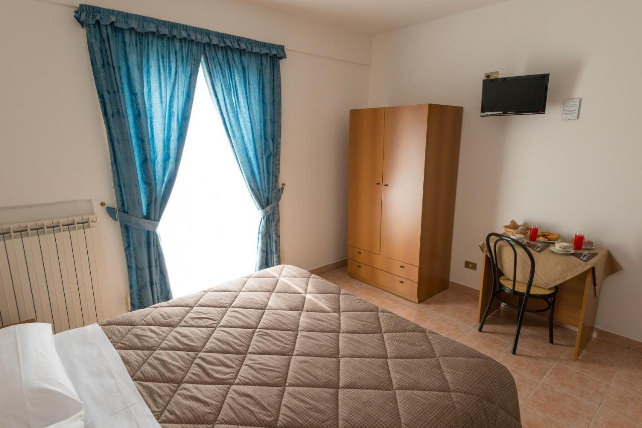 Albergo Della Corte Pescasseroli Exterior photo